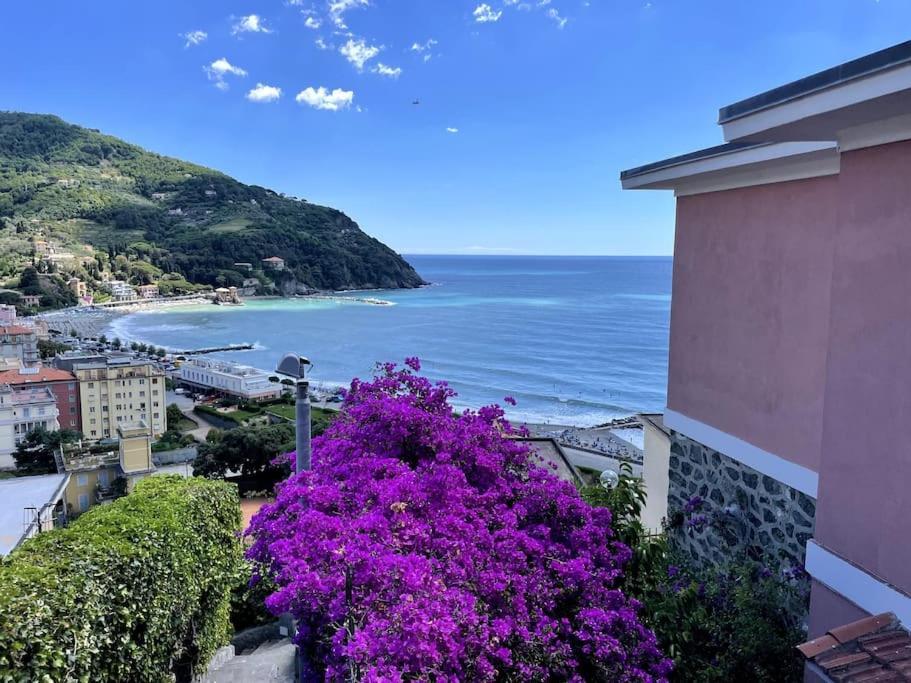 Ocean View Villa With Fast Wi-Fi And Elevator To Town 레반토 외부 사진