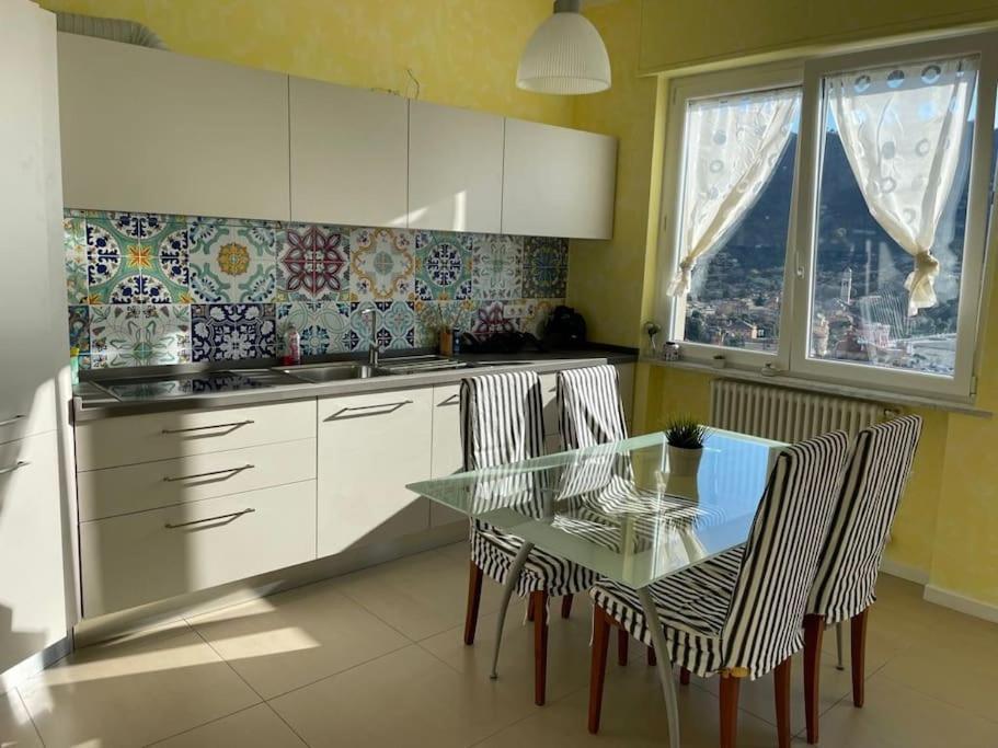 Ocean View Villa With Fast Wi-Fi And Elevator To Town 레반토 외부 사진